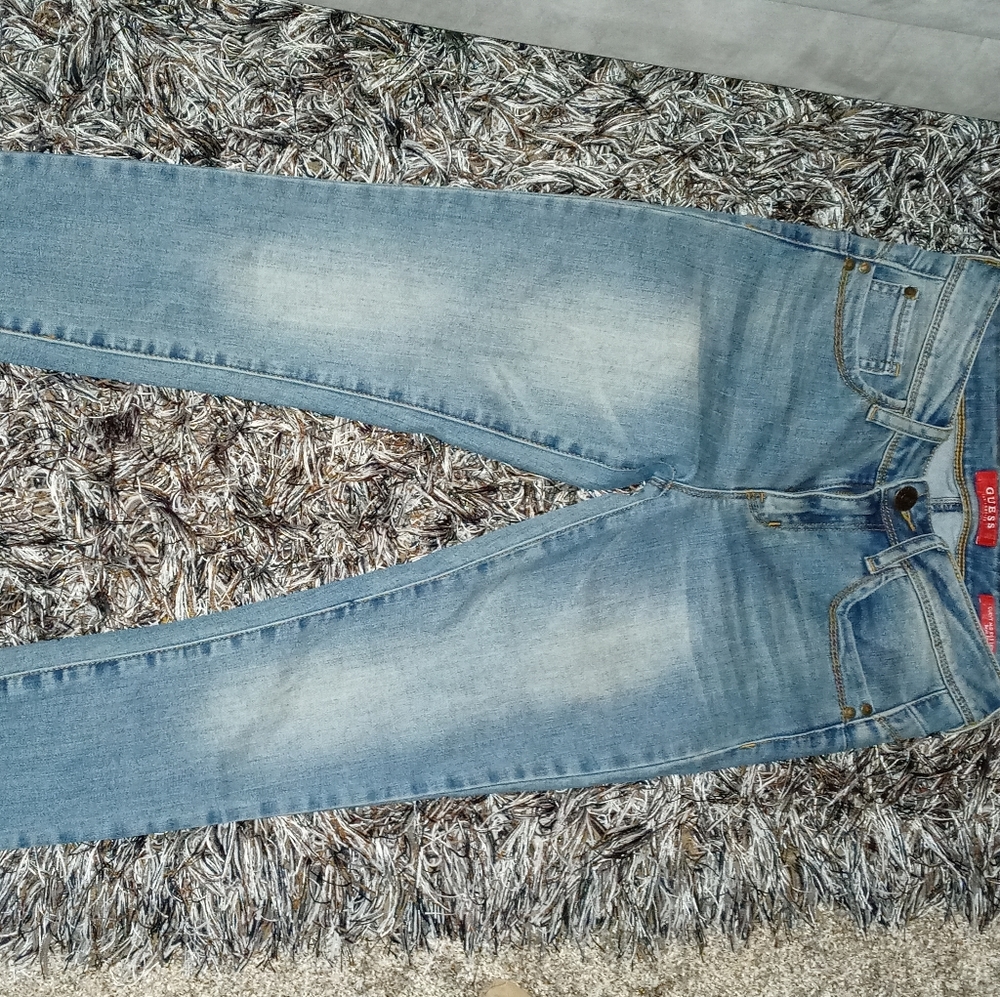 Guess womens skinny jeans nwt size 26 blue